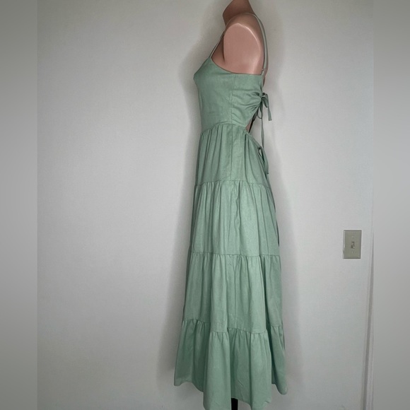 Comfy And Ready Sally Spaghetti Dress in Green - Picture 11 of 16